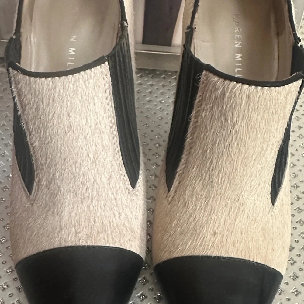 Karen Millen Black and Cream Hair Calf Pumps